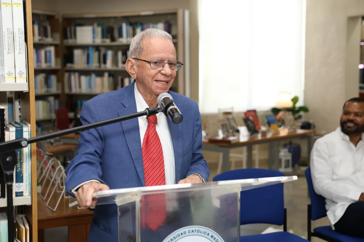 Lanzamiento-del-Proyecto-Mediateca-Intinerante-del-Centro-Leon-17-400x267.webp