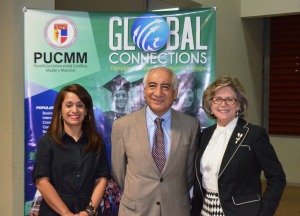 2015-02-19 NP Conexiones Globales -Samantha Fermín Jorge Huayhuaca Alexandra Borbón 002 edit.jpg