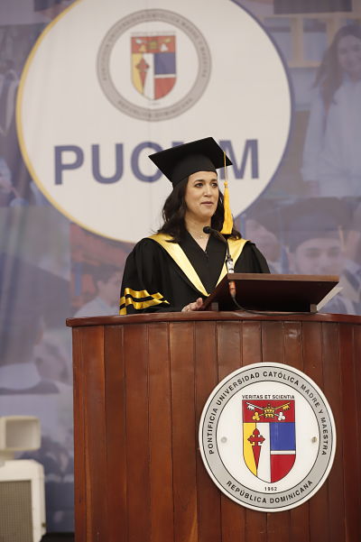 Lina Garcia (Oradora Postgrado)_opt.jpg
