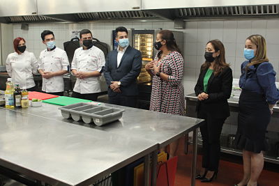 PUCMM primera en Centroamérica y El Caribe  con innovación tecnológica en equipos gastronómicos 2.jpg